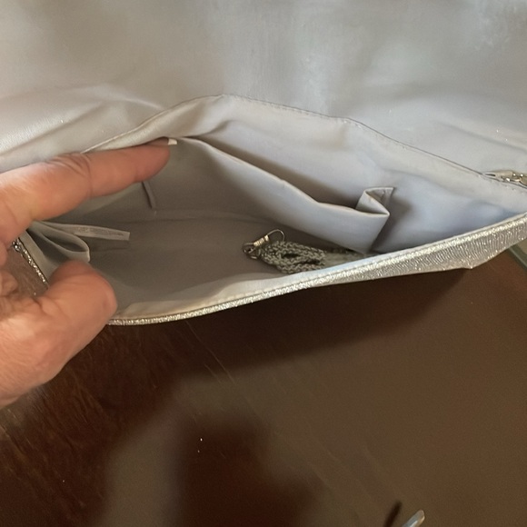 Elegant Silver Clutch Bag - Picture 2 of 2